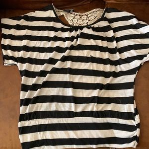 Striped shirt w/ crocheted back